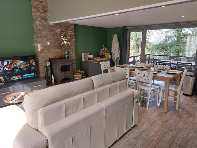 Others 3, Chalet Kiwi, Namur