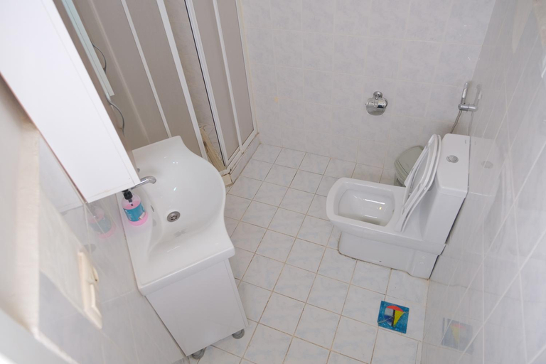 Bathroom 1, Sufra Suite, Beyoğlu