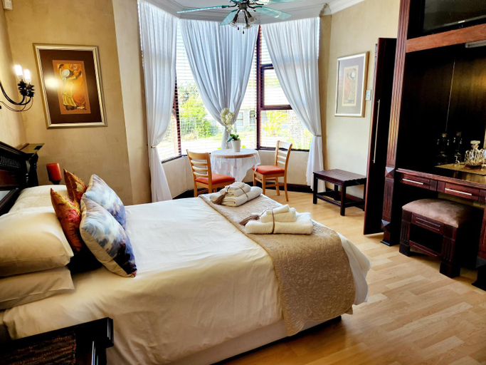Others 2, The Wooden Leg Guesthouse, Overberg