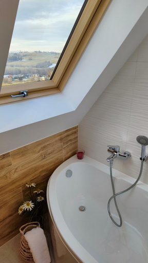 Bathroom 2, Willa Adamowka, Nowy Targ