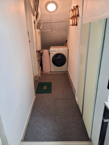 Bathroom, On the main street of HBC #4, Yongsan