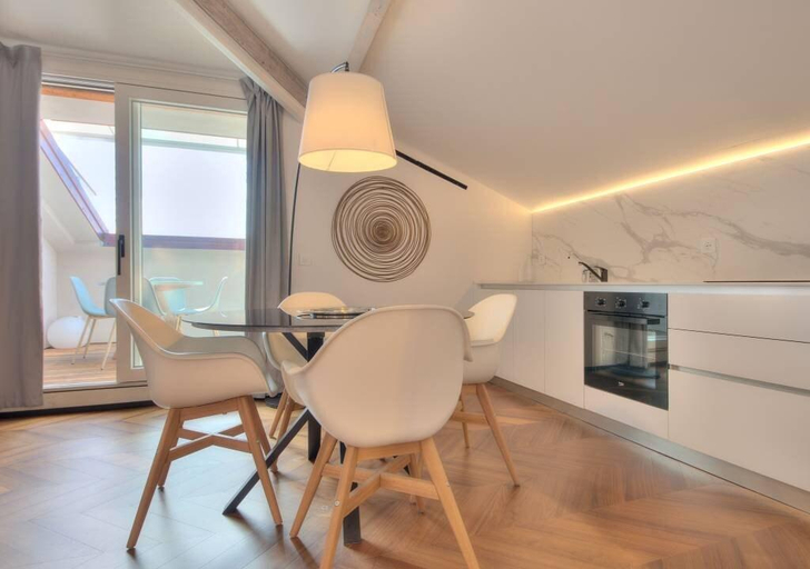 Dining Room 24