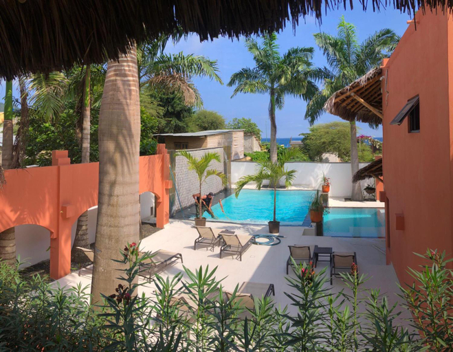Sport & Beauty 4, New Nautilus Lodge, Puerto López