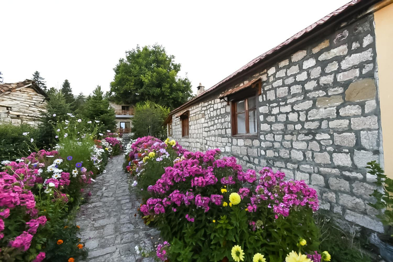 Bujtina SHKODRANI, Korçës
