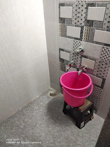 Bathroom 3, Sai Ganesh Guest House, Ahmadnagar