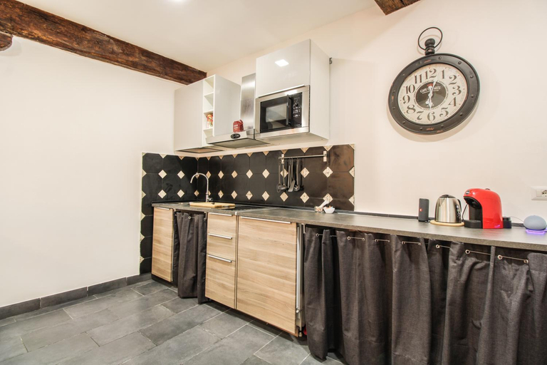 Others 4, Charming Large Apartment - 3 Bedroom in Trastevere, Rome