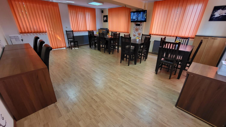 Food & Drinks 3, Boutique Global, Brasov