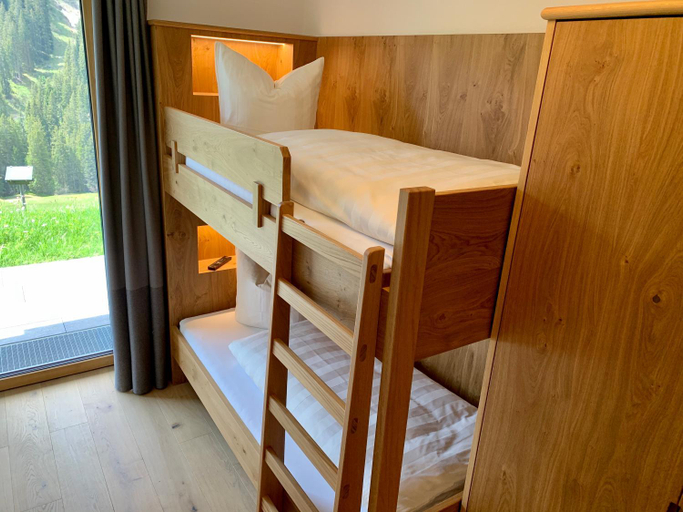 Bedroom 2, Landle Hotel, Bregenz