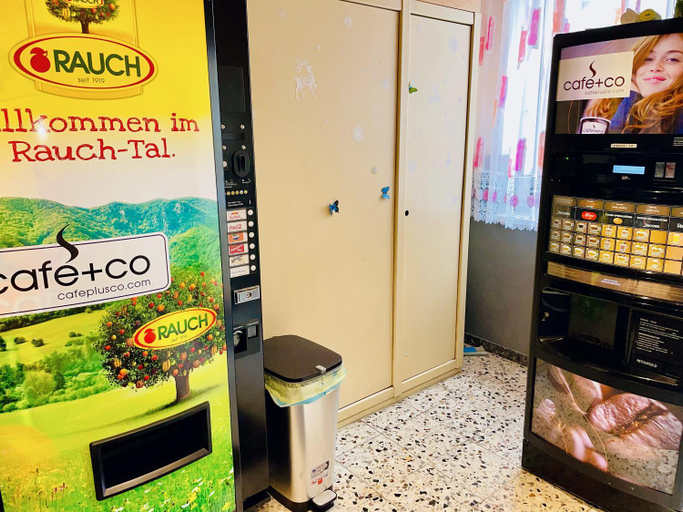 Food & Drinks, Fruhstuckspension Elena Nicoleta Caltun, Wien Umgebung