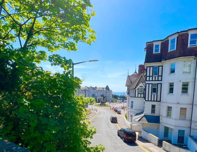 Lovely Apartment, One Minute from Bournemouth Beach and Town., Bournemouth