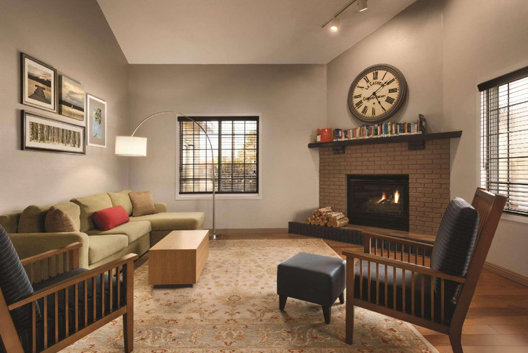 Public Area, Country Inn & Suites by Radisson, Grand Rapids, MN, Itasca