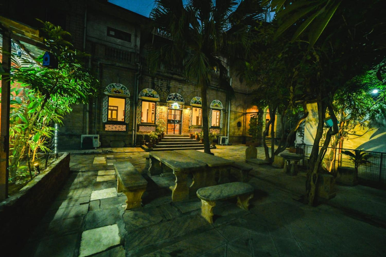 Others 5, Krishnayan Heritage, Gwalior