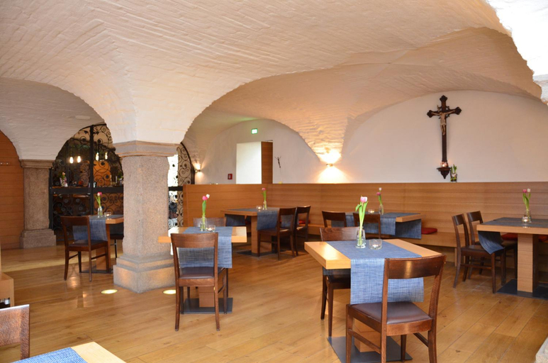 Food & Drinks 3, Haus St. Joseph, Tirschenreuth