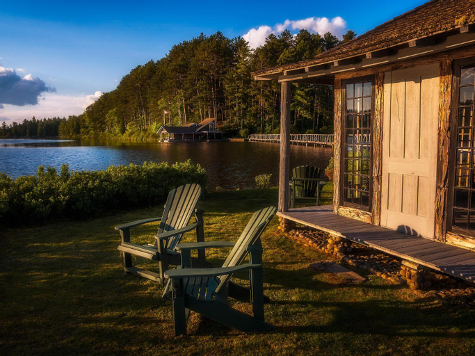 Others 4, White Pine Camp, Franklin