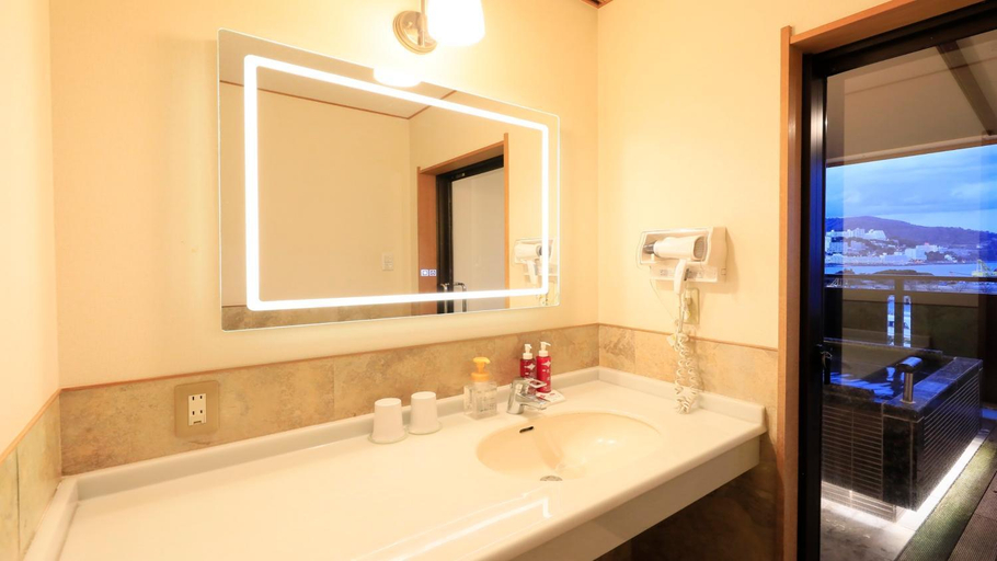 Bathroom 3, Shukaen Yunohanazen, Atami