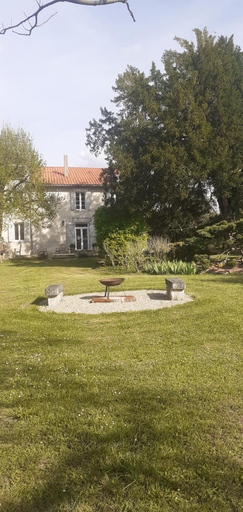 Garden 2, Maison blanche, Dordogne