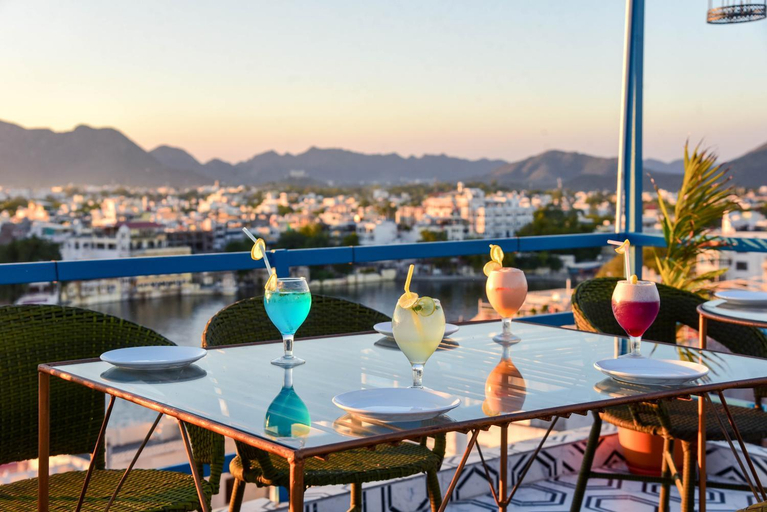 Food & Drinks 3, Casa by the lake, Udaipur