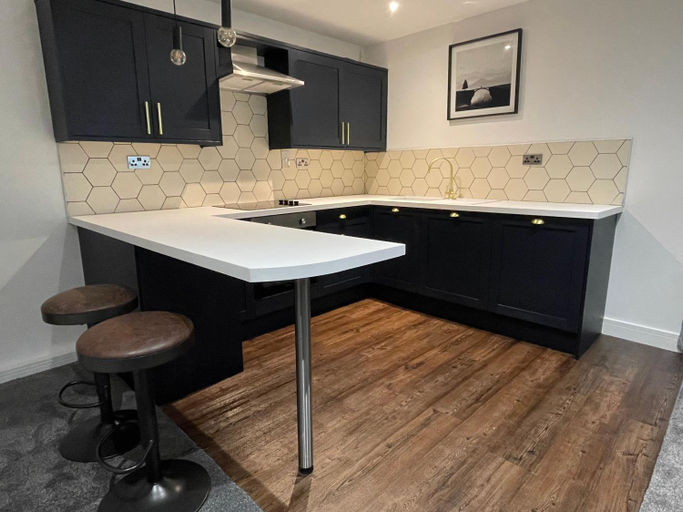 Bathroom 3, Woodroyd Spa Suites, Calderdale