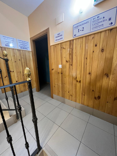 Others 4, Albergue Casa Mariela -- Pool - additional cost -- solo peregrinos, Navarra