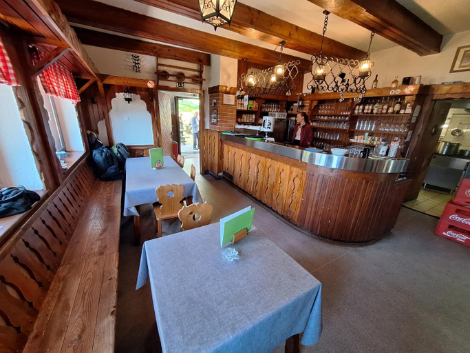 Food & Drinks 3, Ticarjev Dom at Vrsic pass, Bovec