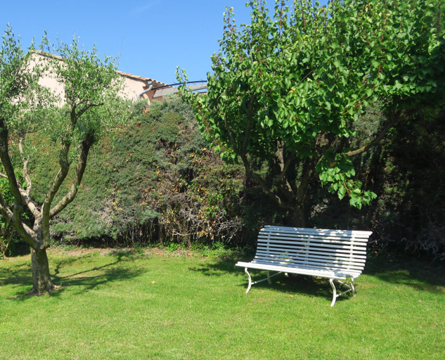 Others 4, Le bosquet fruite chambres d'hotes en Provence Occitane, Gard
