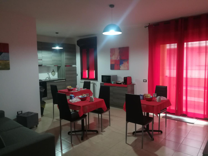 Others 3, Guesthouse Loru, Cagliari