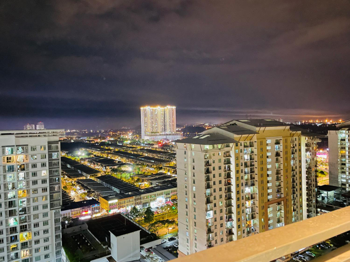 Others 3, High Floor studio Austin Regency Mount Austin w Balcony 3 plus 1pax 5 mins AEON, Johor Bahru