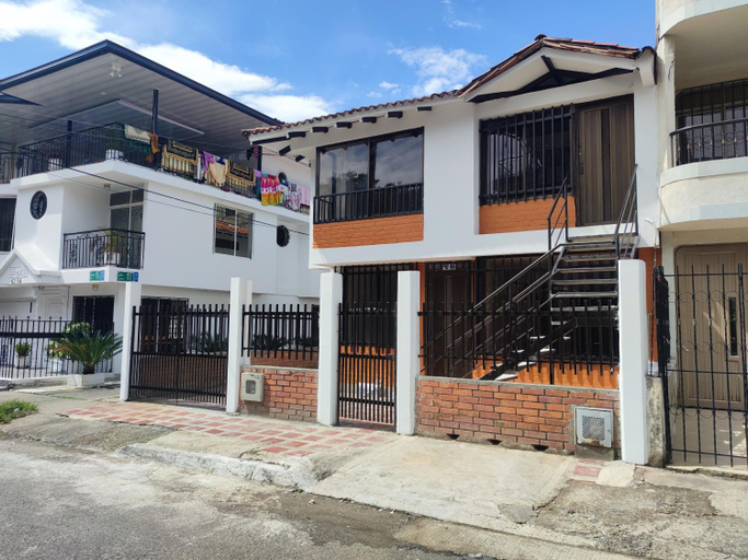 Others 4, Casa Lyra, Santiago de Cali