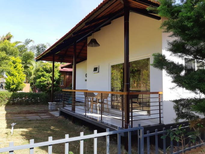 7 Heaven Villas & Resorts, Chikmagalur