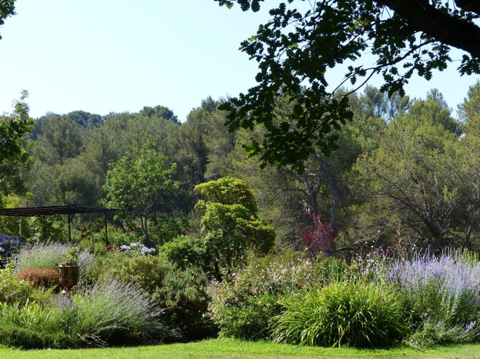 Others 5, Lou Pantai, Bed and Breakfast, Delux Bedroom with AC, Bouches-du-Rhône