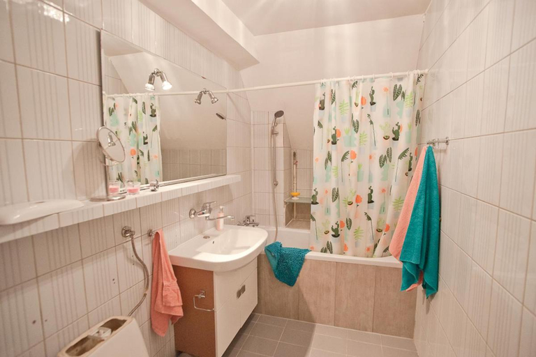 Bathroom, Center Rynek, Środa Śląska