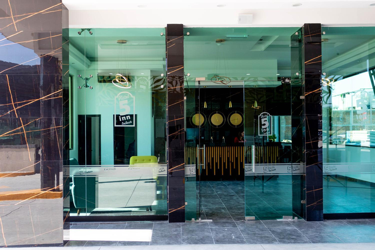 Exterior & Views, Hotel 5 Inn Select, León