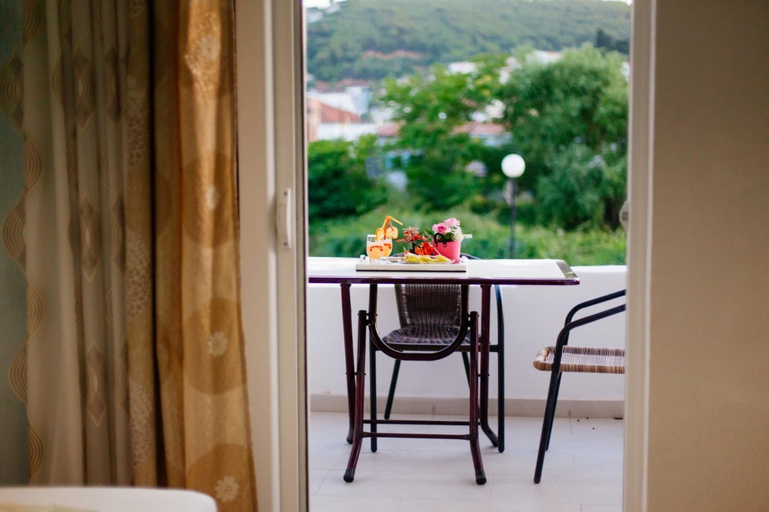 Others 5, Flori Apartments