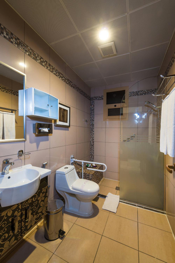 Bathroom 5, Boudl Al Fakhria