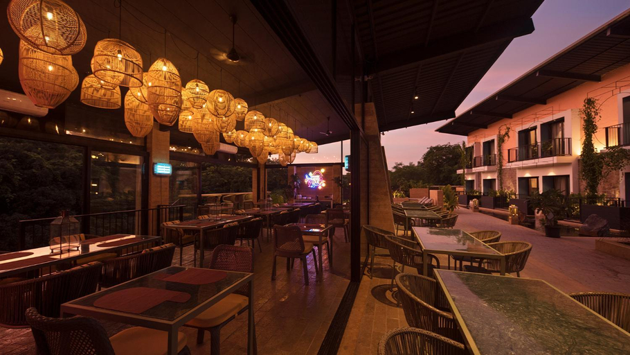 Others 3, East India House, Thane