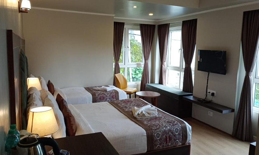 Others 5, Cliffton Royals (by Cazareh Hotels), Darjiling