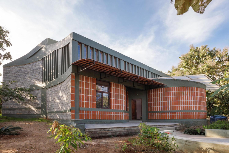 Exterior & Views 1, Rustica Villa By Secret Turtle 7BHK 2Pvt Pool Projector, Krishnagiri