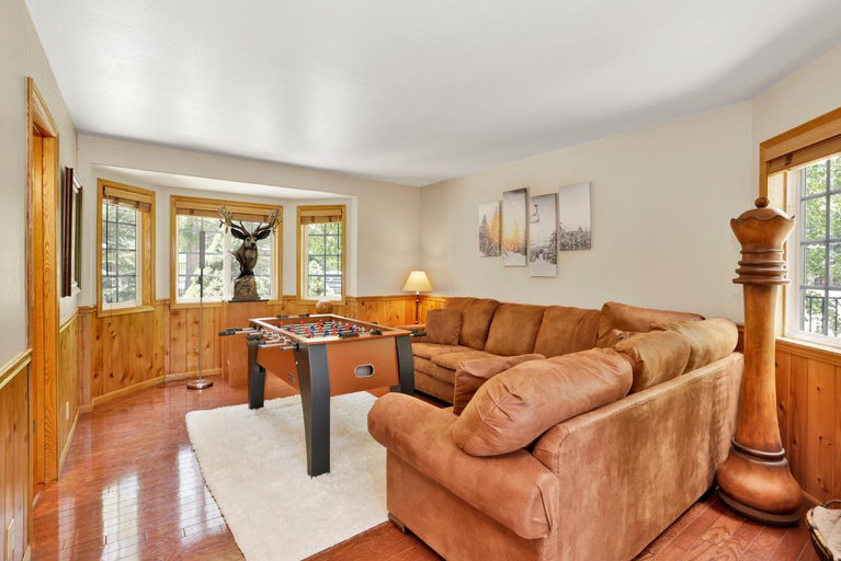 2, Lakefront Village Castle- Foosball- Boat Dock-, San Bernardino