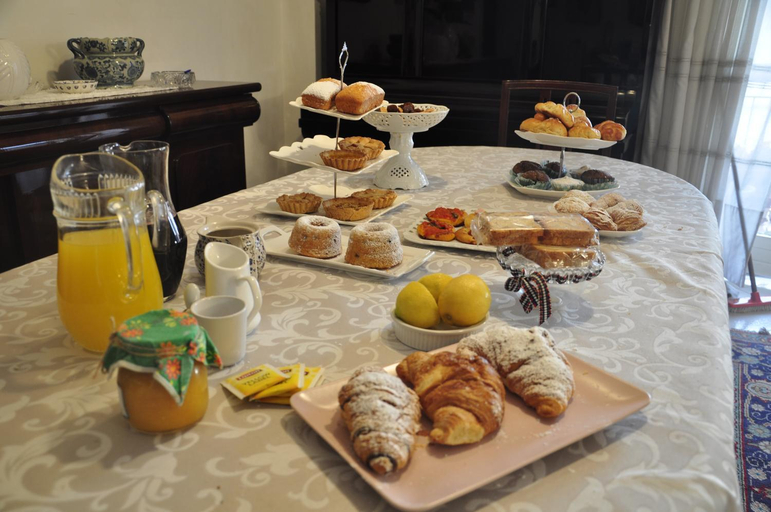 Food & Drinks 4, B&B ANTONIETTA, Napoli