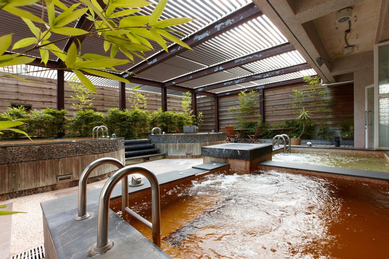 Swimming Pool 7