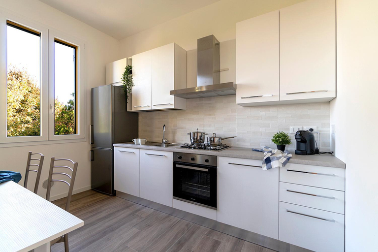 Others 5, Affittacamere CASADELFALEGNAME, Camera doppia con bagno, Bologna