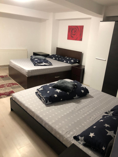 Others 2, Hostel Mialma, Onesti
