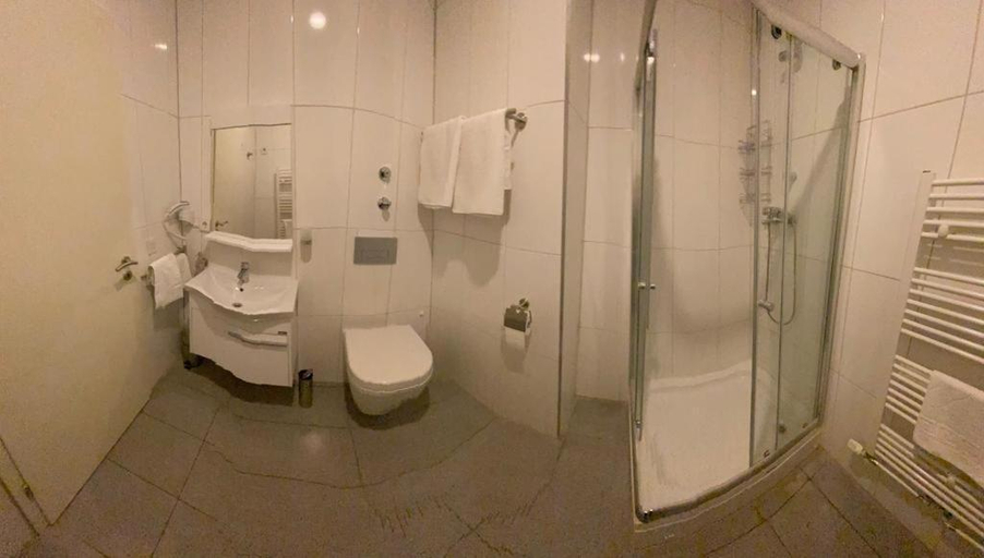Others 2, Ferienwohnung&Aparts By kispet group hotels in Oberhausen, Oberhausen