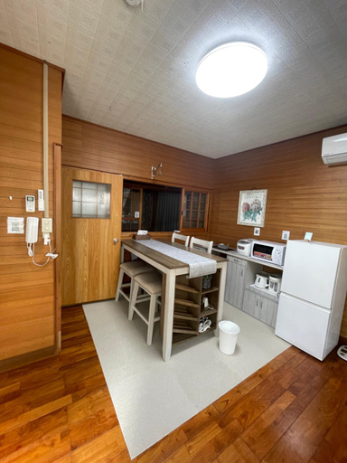 Others 4, Chatan Beach House 1, Chatan