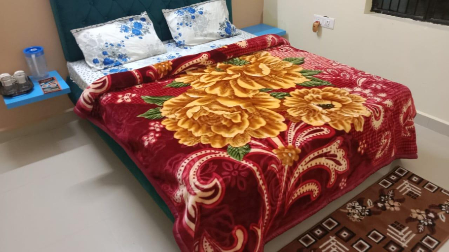 Bedroom 5, HOTEL MAUJIS INN, Kaushambi