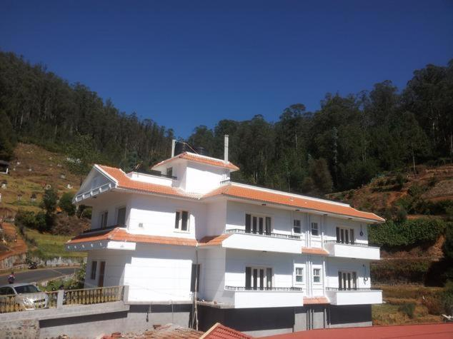 Others 2, Golden springs, The Nilgiris