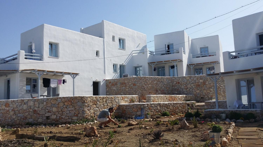 Others 3, Makares, South Aegean
