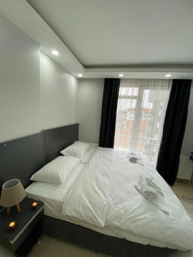 Others 5, HERMES OTEL, Merkez