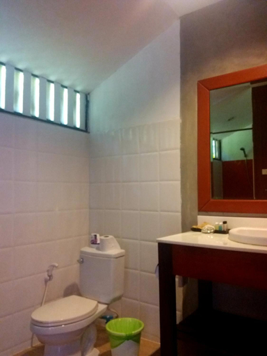 Bathroom 4, Koh Ngai Thanya Resort, Ko Lanta