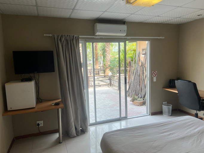 Others 4, Ondangwa Rest Camp, Ondangwa